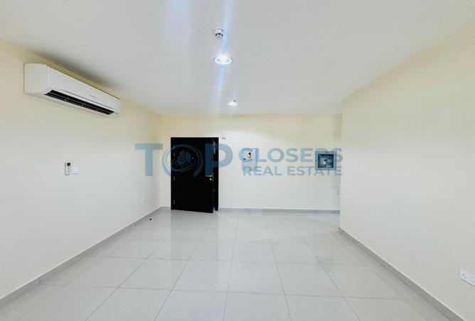 76192607 - Property Image 2