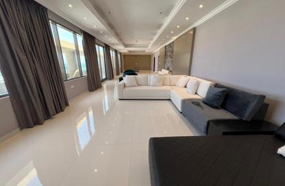 Office Space - 2 Bedrooms - 2 Bathrooms for rent in Al Qulaya'ah - Al Sharq - Sharjah