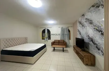 شقة - 1 حمام للايجار في إس 14 - طراز أسباني - المدينة العالمية - دبي