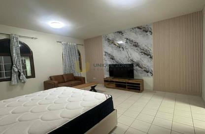 Apartment - Studio - 1 Bathroom for rent in Building S14 - Spain Cluster - International City - Dubai