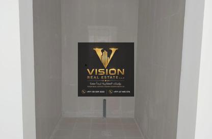 Villa - 4 - 5 for rent in Al Ramla - Umm Al Quwain