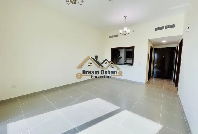 157809105 - Property Image 3