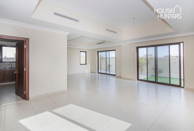 77793738 - Property Image 2