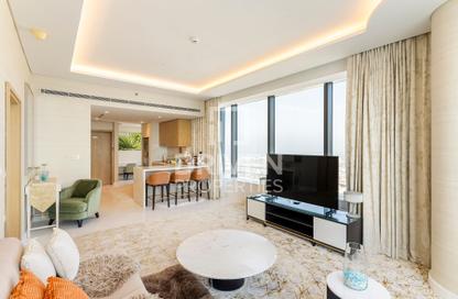 Apartment - 1 - 2 for rent in The Palm Tower - Palm Jumeirah - Dubai