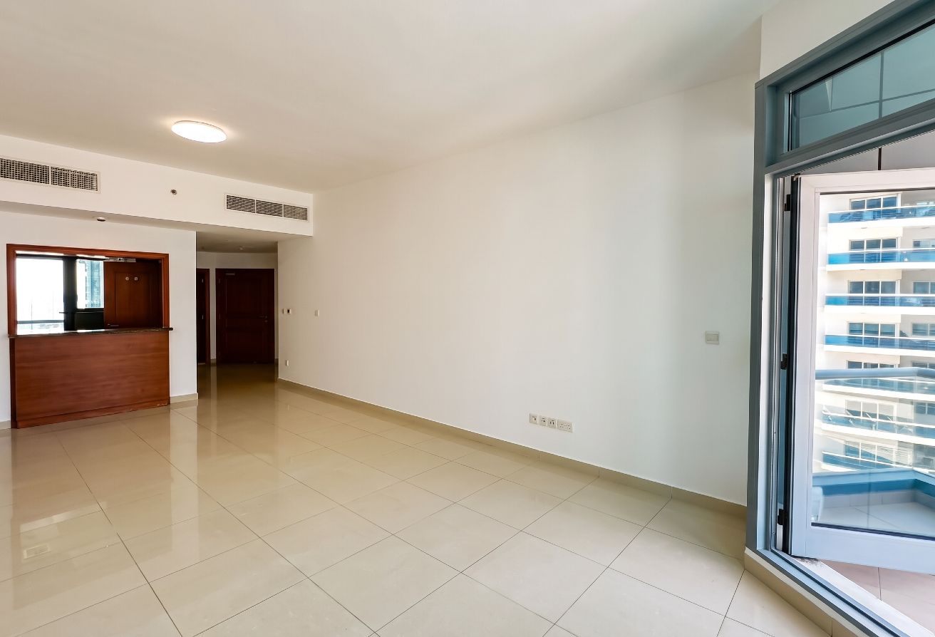 Plus Maid | Kitchen Appliances | Middle Floor