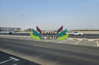 Retail - Studio - 4 Bathrooms for rent in Al Shaikh Building 5 - Al Khabaisi - Deira - Dubai
