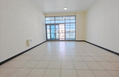 Apartment - 3 Bedrooms - 2 Bathrooms for rent in Al Karama - Dubai