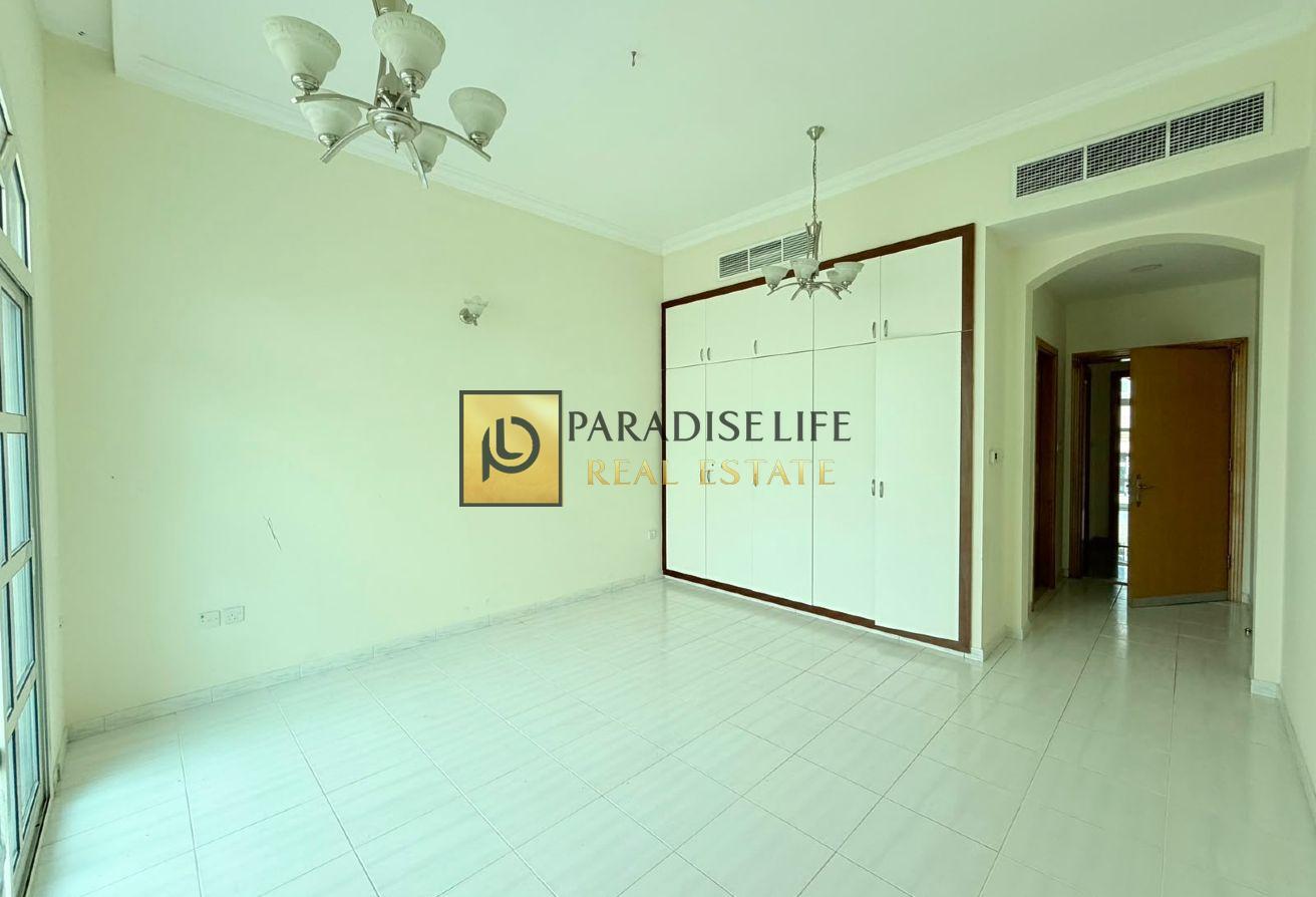 4 BEDROOMS ALL MASTERS SHERED POOL PRIME LOCATION photo 27