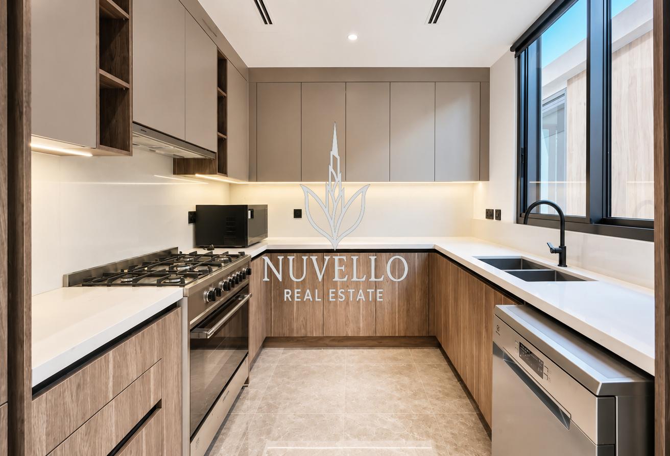 Fully Upgraded | Internal | Closed Kitchen photo 6