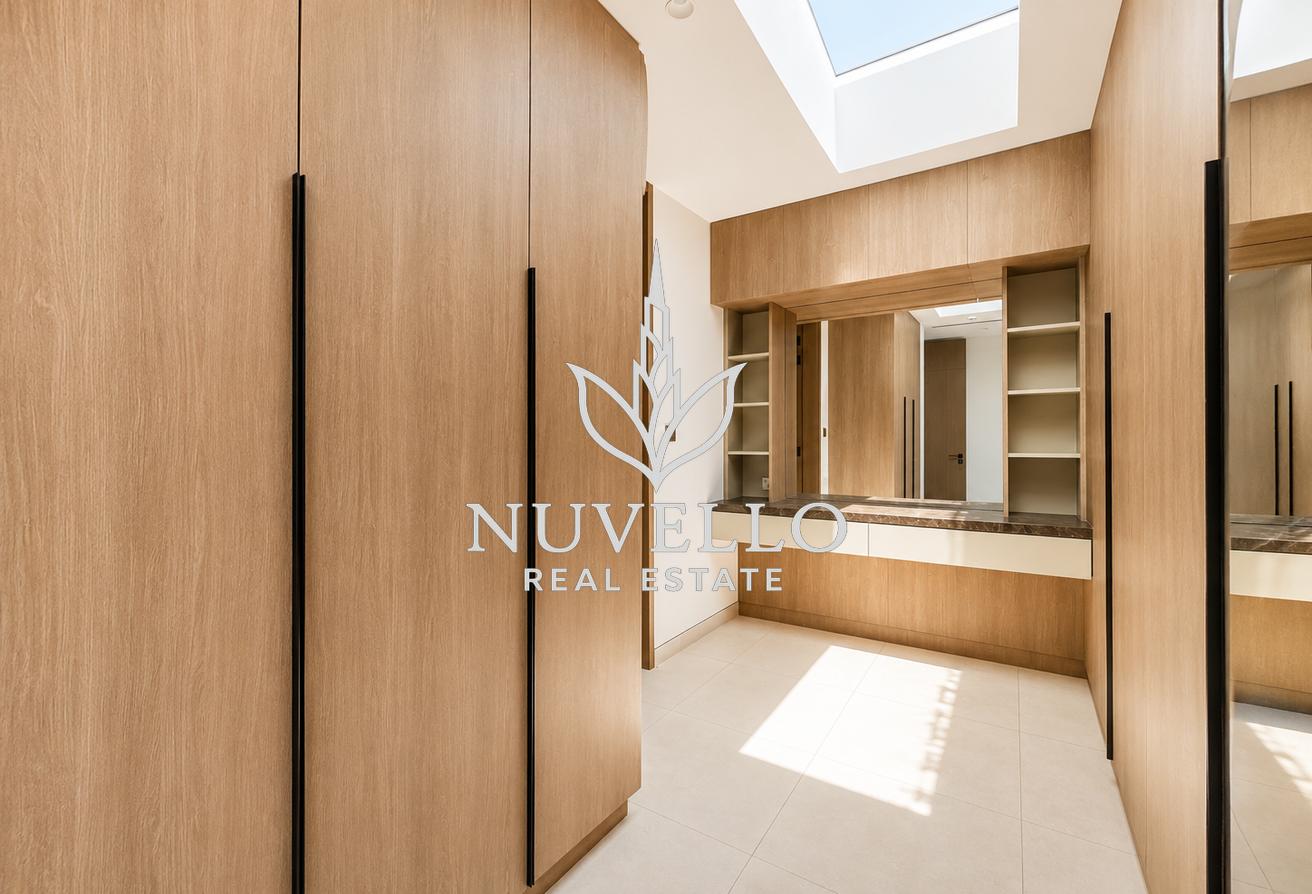 Fully Upgraded | Internal | Closed Kitchen photo 11