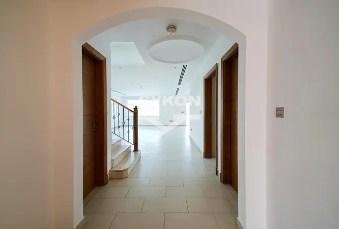 152352300 - Property Image 3