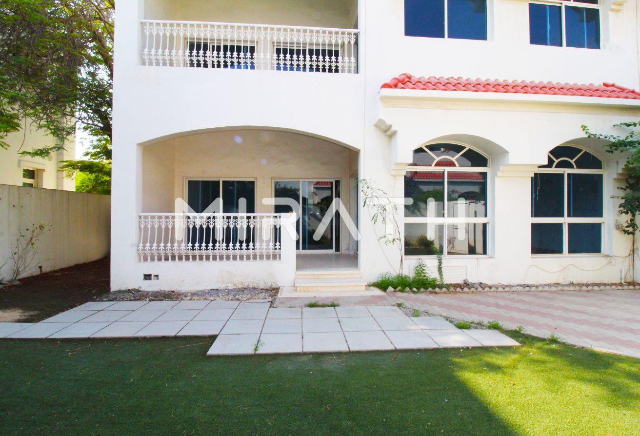 WELL BUILT VILLA | PRIVATE GARDEN | MAID'S ROOM photo 11