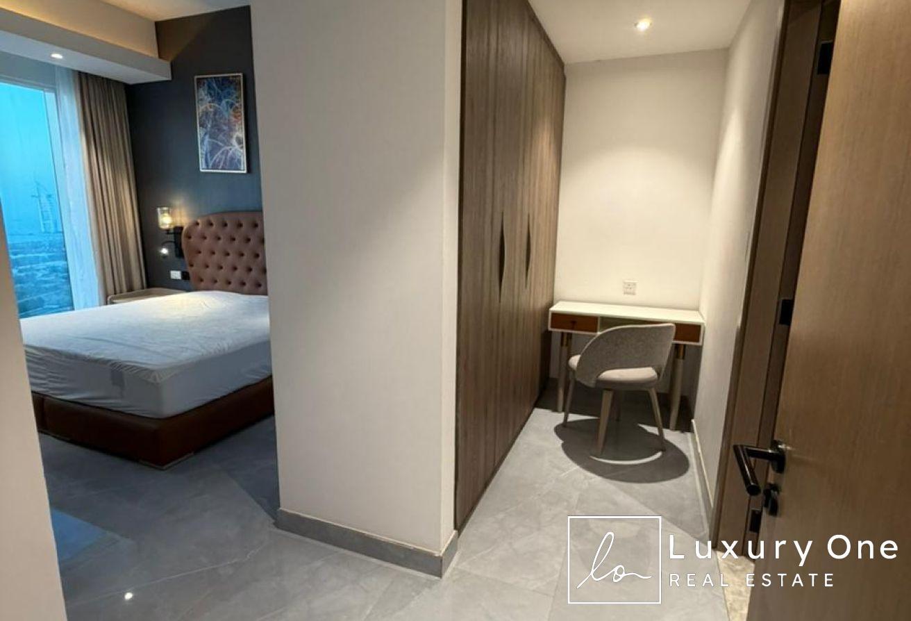 Sea and Skyline View | All Bills Included | Vacant photo 7