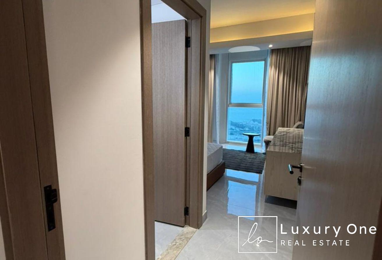 Sea and Skyline View | All Bills Included | Vacant photo 12