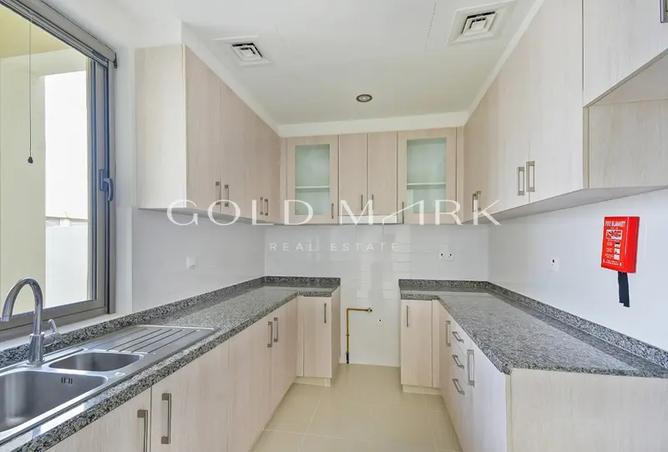 71110601 - Property Image 2