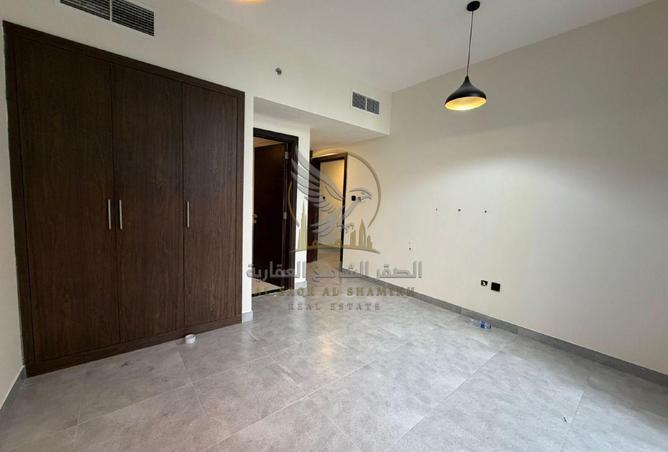124297606 - Property Image 2