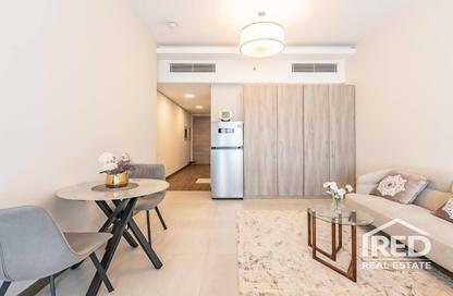 Apartment - Studio - 1 Bathroom for rent in SOL Bay - Business Bay - Dubai
