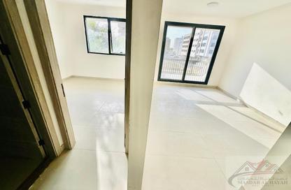 Apartment - 1 Bedroom - 1 Bathroom for rent in AlFalah - Muwaileh Commercial - Sharjah