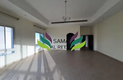 فيلا - 4 غرف نوم - 4 حمامات للايجار في فلل الجميرا 1 - جميرا 1 - جميرا - دبي