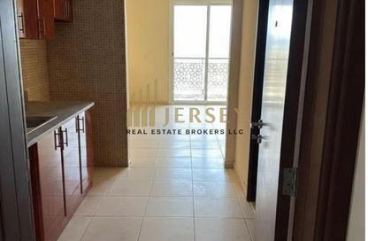 Apartment - Studio - 1 for sale in Building IC1-EMR-14 - Emirates Cluster - International City - Dubai