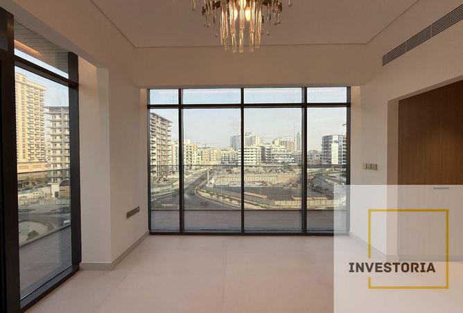 98710581 - Property Image 3