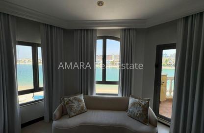 Villa - 5 Bedrooms - 5 Bathrooms for rent in Garden Homes Frond C - Garden Homes - Palm Jumeirah - Dubai