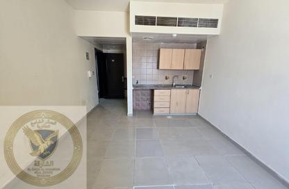 Apartment - Studio - 1 Bathroom for rent in Al Qulaya'ah - Al Sharq - Sharjah Apartment - Studio - 1 Bathroom for rent in Al Qulaya'ah - Al Sharq - Sharjah