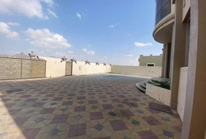 104257455 - Property Image 3