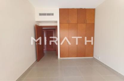 Apartment - 4 Bedrooms - 3 Bathrooms for rent in Golden Sands 9 - Al Mankhool - Bur Dubai - Dubai