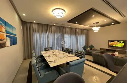 Apartment - 3 Bedrooms - 3 Bathrooms for rent in Al Jazirah Al Hamra - Al Hamra Village - Ras Al Khaimah Apartment - 3 Bedrooms - 3 Bathrooms for rent in Al Jazirah Al Hamra - Al Hamra Village - Ras Al Khaimah