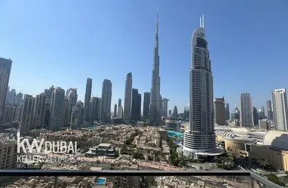 Apartment - 2 Bedrooms - 2 Bathrooms for rent in Burj Royale - Downtown Dubai - Dubai