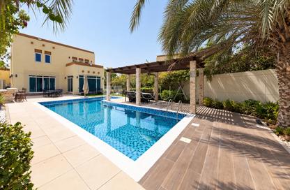 Villa - 3 - 4 for sale in District 7 - Jumeirah Park - Dubai Villa - 3 - 4 for sale in District 7 - Jumeirah Park - Dubai