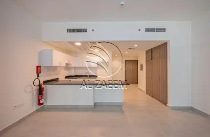 Apartment - Studio - 1 Bathroom for rent in Park View - Saadiyat Island - Abu Dhabi