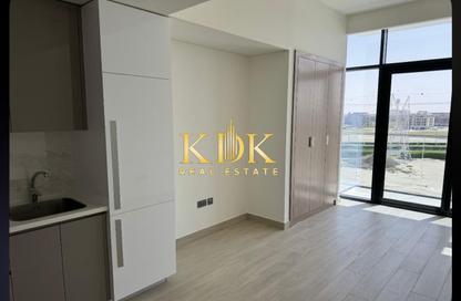 Apartment - Studio - 1 Bathroom for rent in Azizi Riviera 32 - Azizi Riviera - Meydan One - Meydan - Dubai