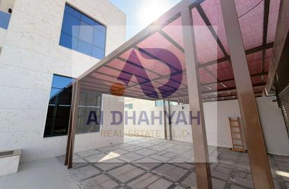 Villa - 5 - 7 for sale in Hoshi - Al Badie - Sharjah