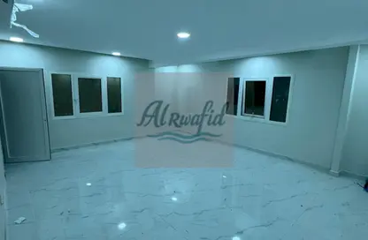 عمارة بالكامل - 8 غرف نوم - 8 حمامات للايجار في بناية الرميلة - الرميلة 2 - الرميلة - عجمان