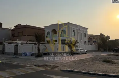 Villa - 5 Bedrooms - 7 Bathrooms for sale in Al Mowaihat 1 - Al Mowaihat - Ajman