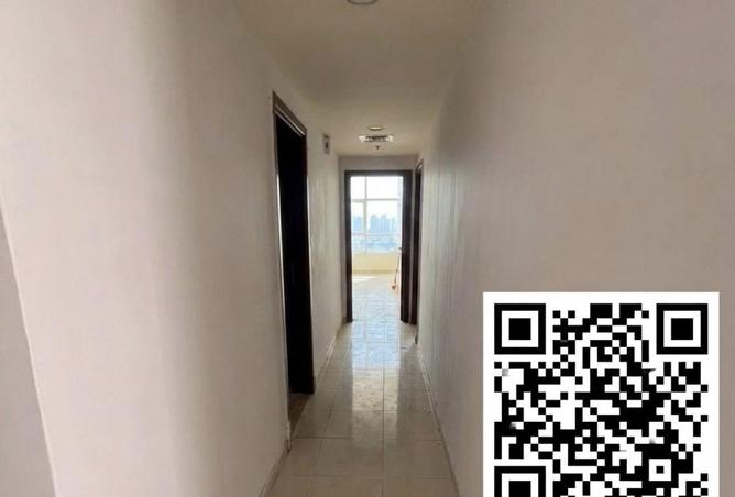 112750402 - Property Image 3