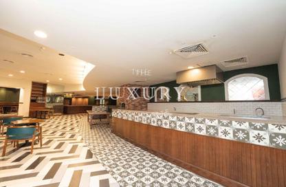 Shop - Studio - 2 for rent in Al Fattan Marine Tower - Al Fattan Marine Towers - Jumeirah Beach Residence - Dubai