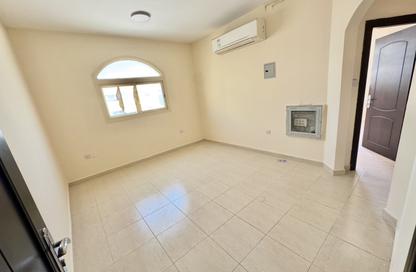 Apartment - 1 - 1 for rent in Muwailih Building - Muwaileh - Sharjah