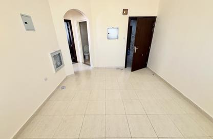 Apartment - 1 - 1 for rent in Muwailih Building - Muwaileh - Sharjah