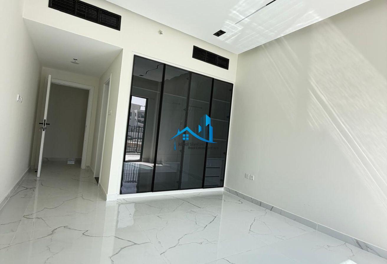 BRAND NEW 1BHK SPACIOUS WITH BALCONY 2WASHROOM 60K photo 3