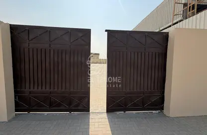 مستودع - استوديو للايجار في الصجعة الصناعية - الصجعة - الشارقة