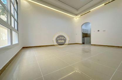 Apartment - Studio - 1 Bathroom for rent in Hadbat Al Zafranah - Muroor Area - Abu Dhabi