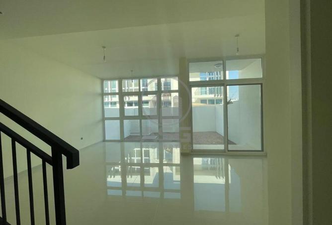 56940624 - Property Main Image