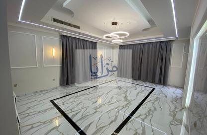 Villa - 5 Bedrooms - 7 Bathrooms for sale in Al Yasmeen 1 - Al Yasmeen - Ajman
