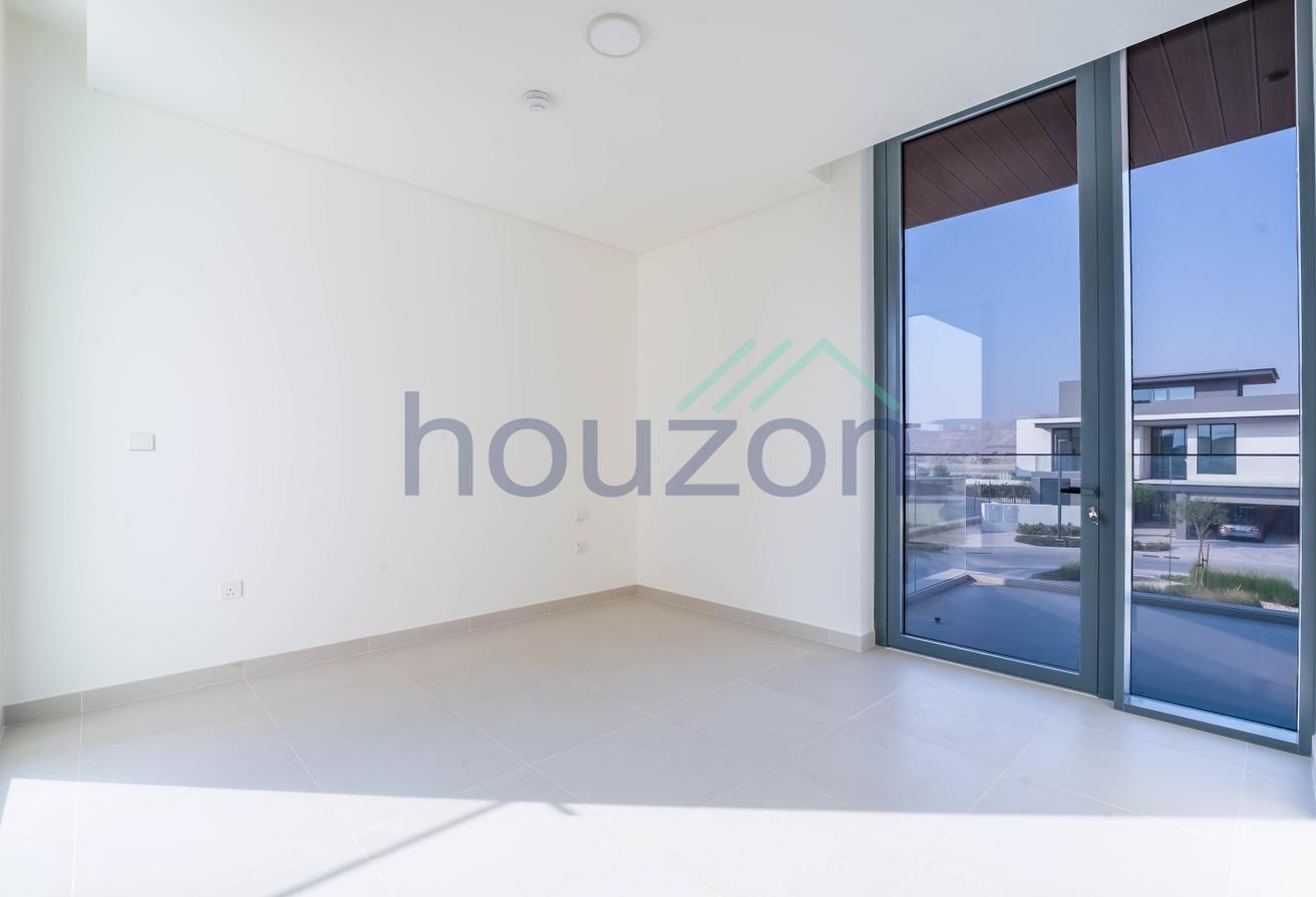 Brand New | 5BR+Maid/R | Park Backing | Standalone photo 18