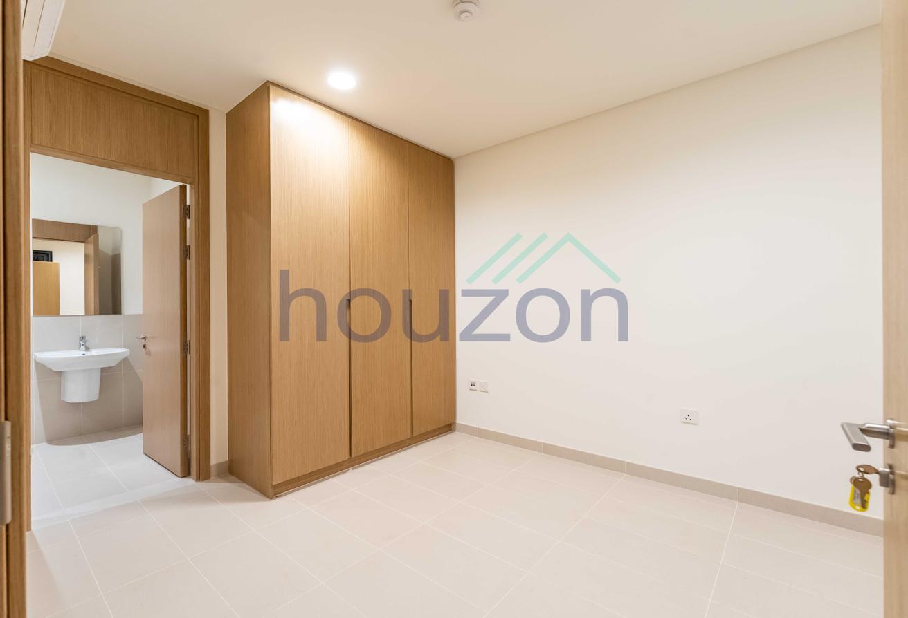 Brand New | 5BR+Maid/R | Park Backing | Standalone photo 9