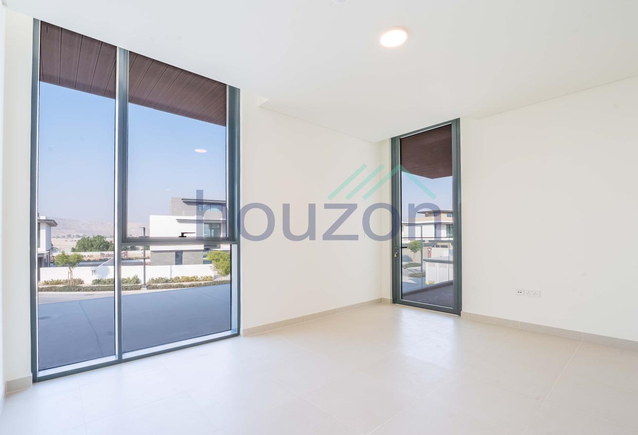 Brand New | 5BR+Maid/R | Park Backing | Standalone photo 22