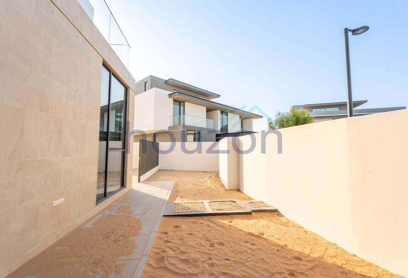 Brand New | 5BR+Maid/R | Park Backing | Standalone photo 30